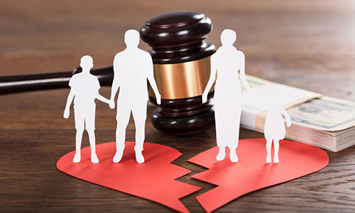 离婚可以协议由自己抚养继子女吗?